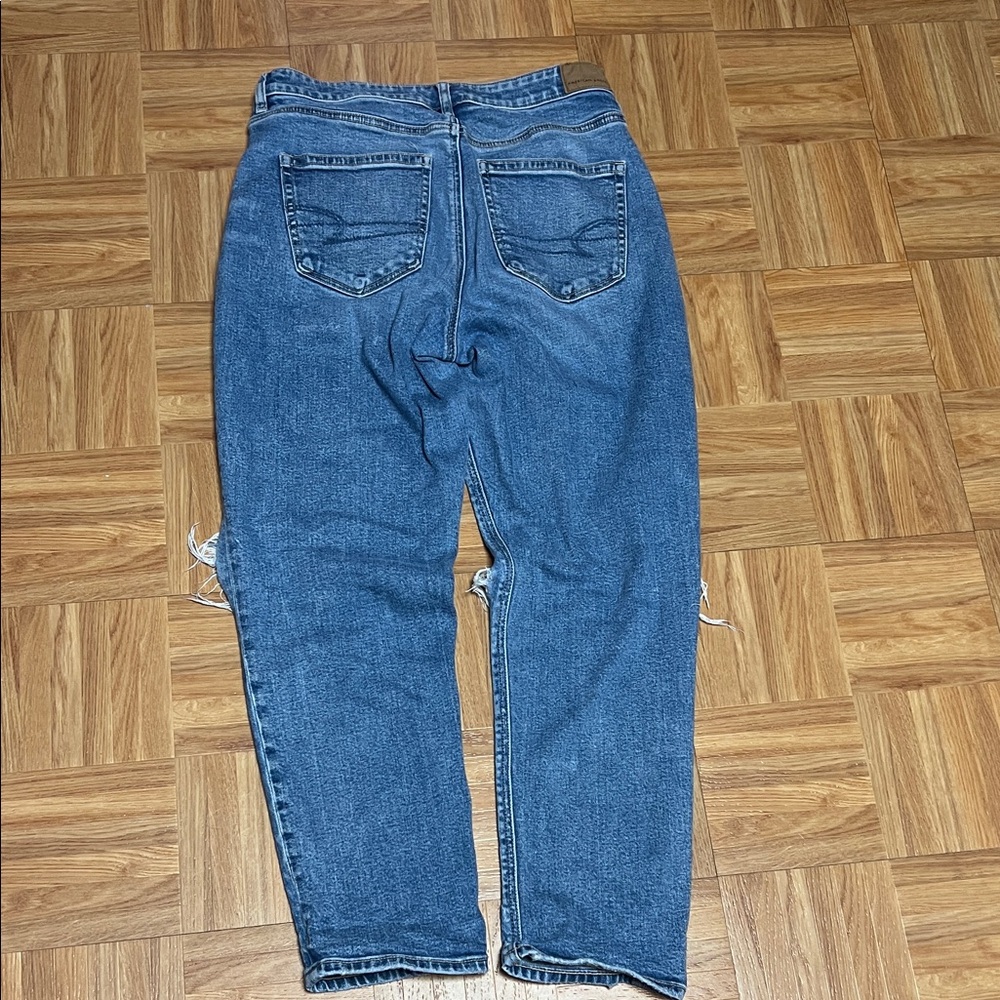 American Eagle Outfitters Blue Distressed MOM JEAN - Picture 3 of 6